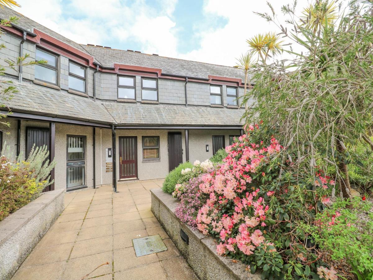 The Crows Nest Apartment Falmouth Exterior photo